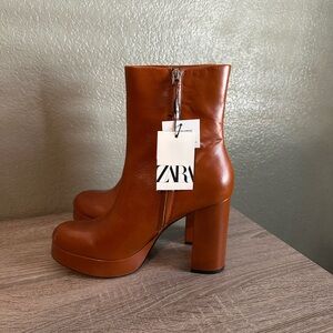 Zara women’s brown leather platform chunky heels zip up ankle boots size 9